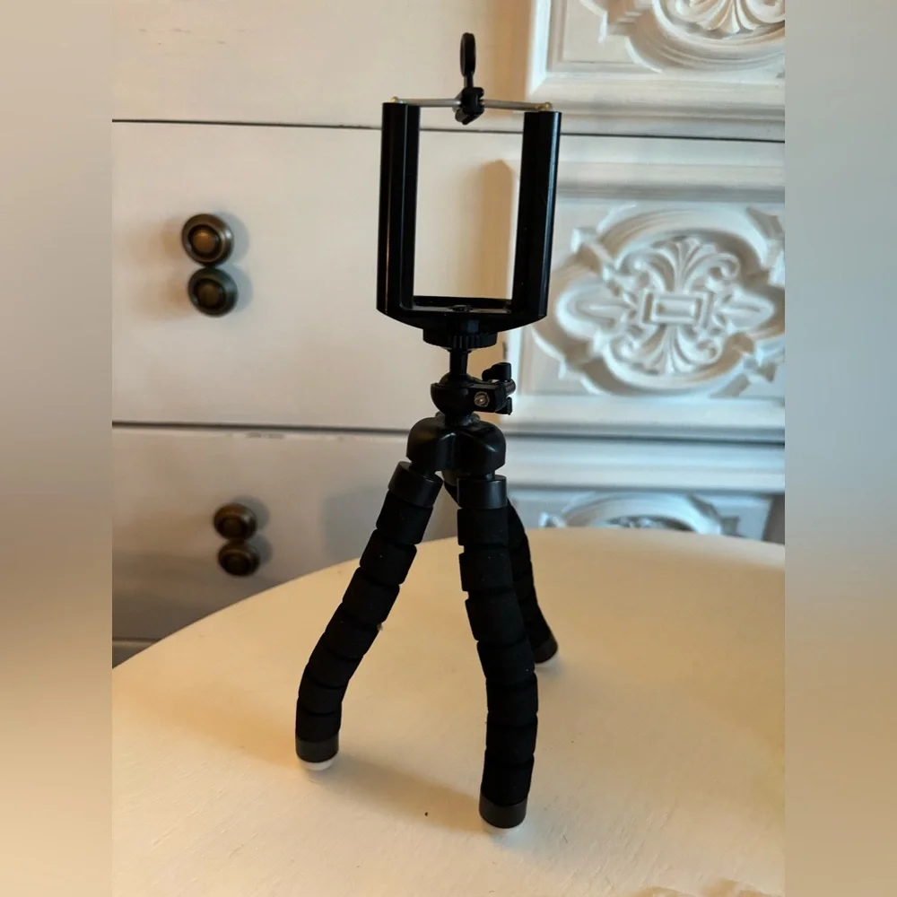 Black Flexible Tripod Stand